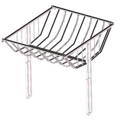 Raufe auf Abtrennungen mit Stäben und Ketten Raufe auf Abtrennungen mit Stäben und Ketten