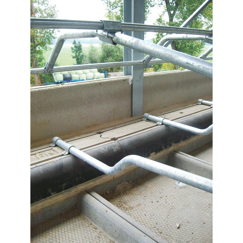 Omega zur Bodenbefestigung von selbsttragenden Liegeboxenbügeln Omega zur Bodenbefestigung von selbsttragenden Liegeboxenbügeln