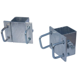 Einfache eckige Befestigungsschellen mit 4 Stück 60 mm Vierkantbügeln für 80x80 mm Vierkantpfosten