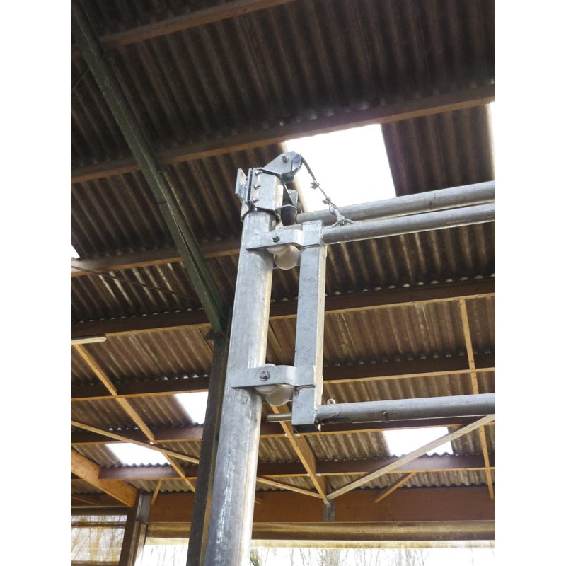 2,30/3,40 m Hubtor für Liegeboxengänge