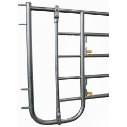 5-rohriges Einschubteil als Personendurchgang oder Kälberschlupf