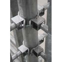 Ø 102 mm doppelte zentrierte 1/2 Standardriegelschelle im Winkel Ø 102 mm doppelte zentrierte 1/2 Standardriegelschelle im Winkel