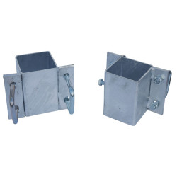 Einfache eckige Befestigungsschellen mit 4 Stück 60 mm Vierkantbügeln für 80x80 mm Vierkantpfosten