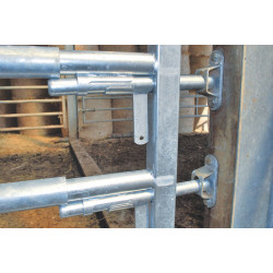 Zentrierte und seitliche Standardwandriegelhalter